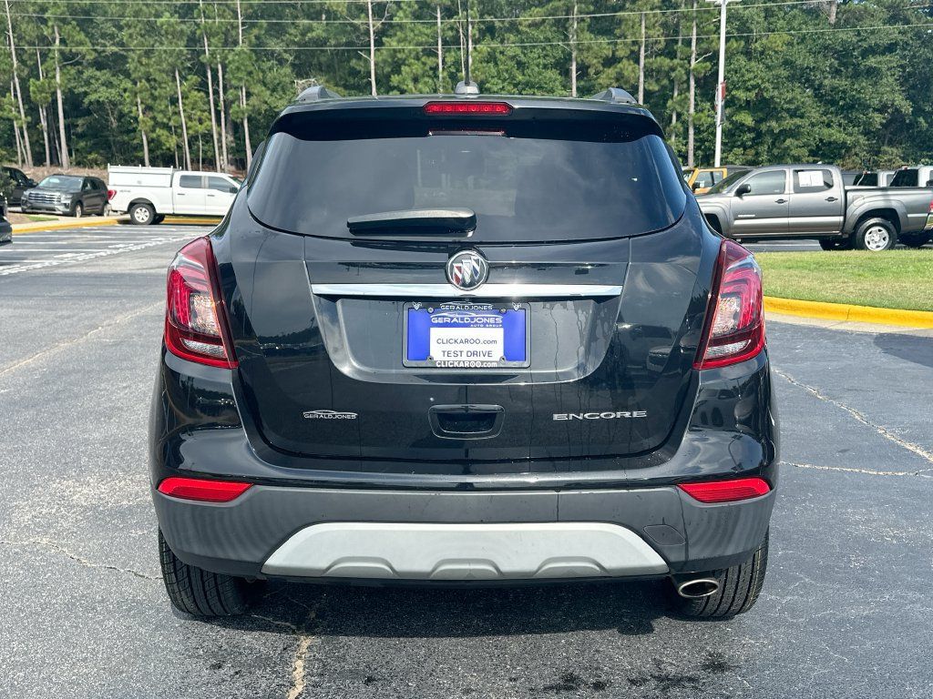 Used 2021 Buick Encore Preferred FWD image 15
