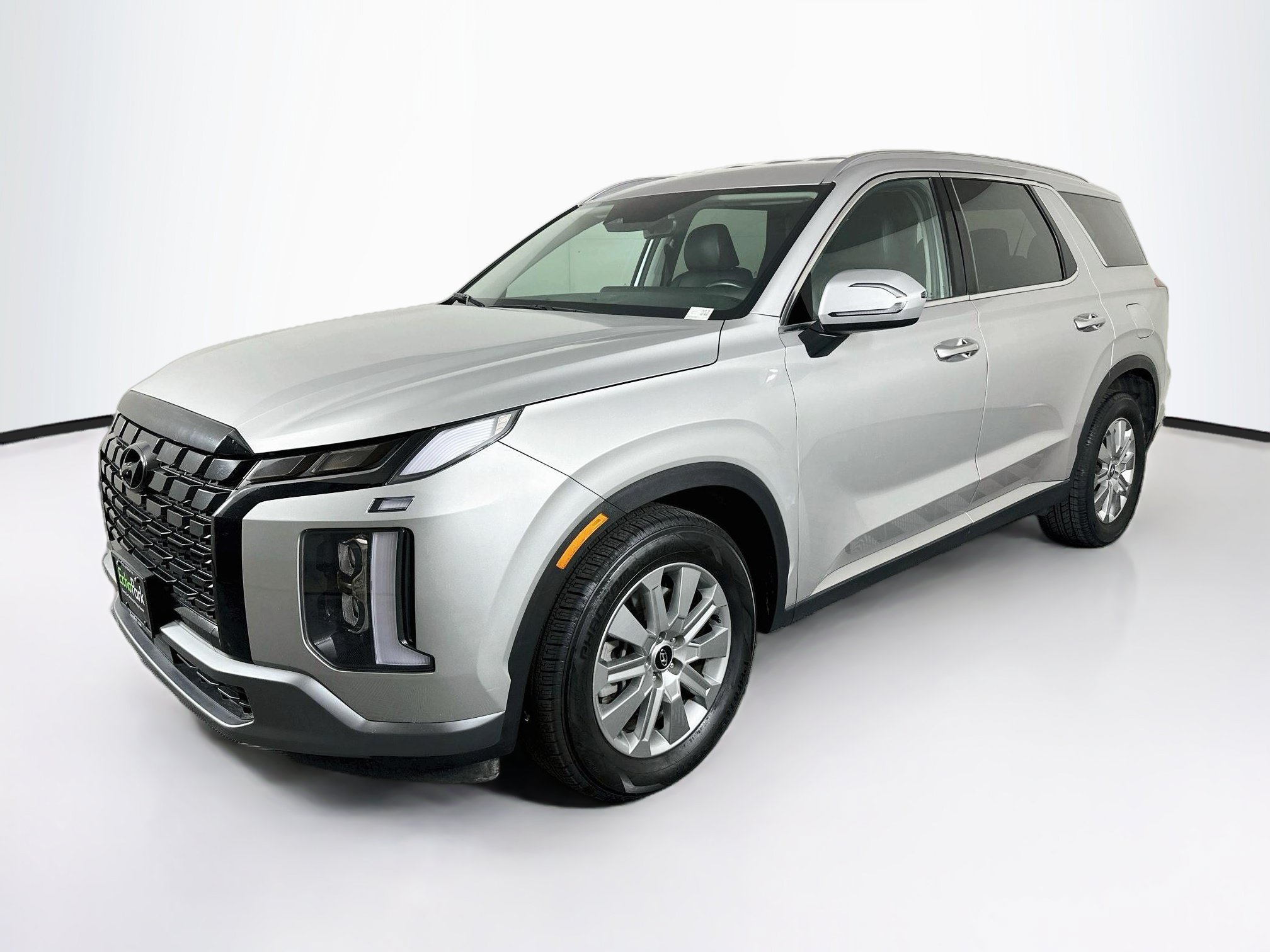 Used 2025 Hyundai Palisade SEL FWD image 3