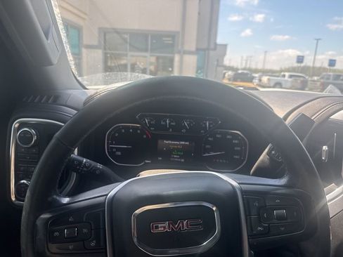 Used 2021 GMC Sierra 2500 SLE w/ SLE Value Package; image 14