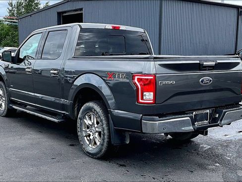 Used 2015 Ford F150 XLT w/ Equipment Group 302A Luxury AWD/4WD image 3