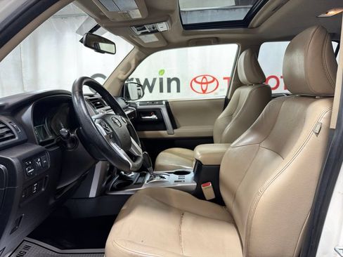 Used 2017 Toyota 4Runner Limited AWD/4WD image 25