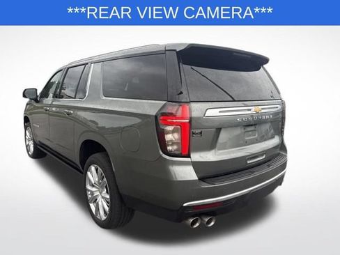 Used 2023 Chevrolet Suburban High Country AWD/4WD image 3