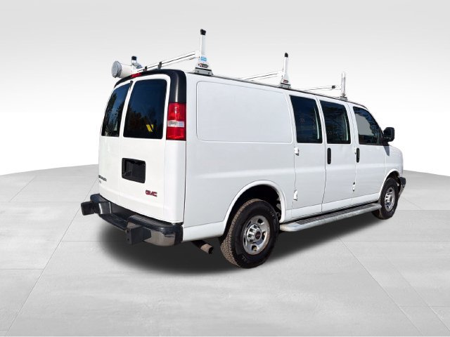 Used 2020 GMC Savana 2500 w/ Driver Convenience Package RWD image 3