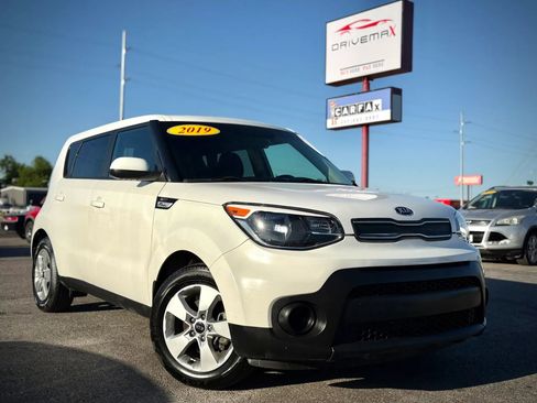 Used 2019 Kia Soul FWD image 1