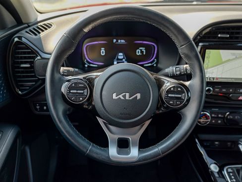 Used 2023 Kia Soul EX FWD image 41