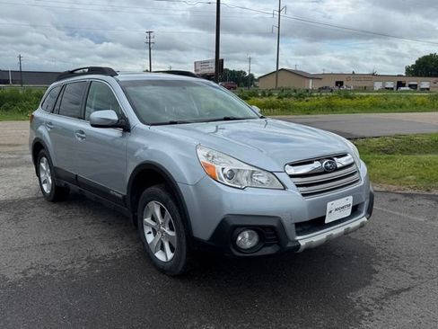 Used 2013 Subaru Outback 2.5i Limited w/ Moonroof Pkg AWD/4WD image 33