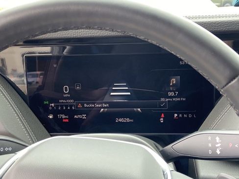 Used 2025 GMC Yukon Denali image 21