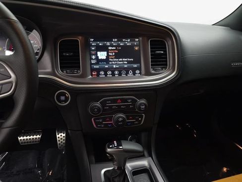 Used 2022 Dodge Charger R/T w/ Plus Group RWD image 20