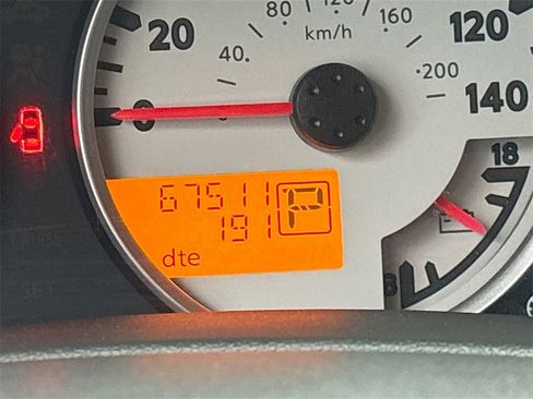 Used 2016 Nissan Frontier Desert Runner image 12