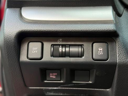 Used 2016 Subaru Crosstrek 2.0i Premium image 25