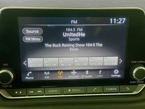 Used 2024 Nissan Rogue SV image 21