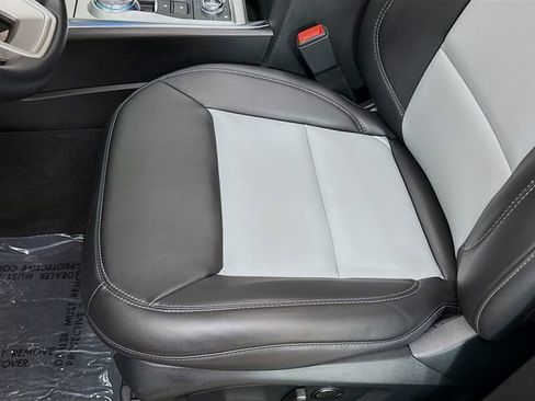 Used 2023 Ford Explorer XLT w/ Equipment Group 202A image 19