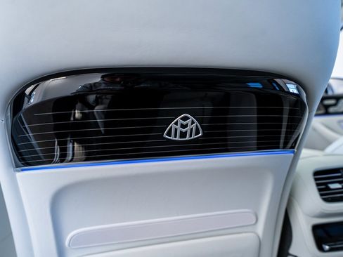 Used 2024 Mercedes-Benz Maybach GLS 600 4MATIC image 67