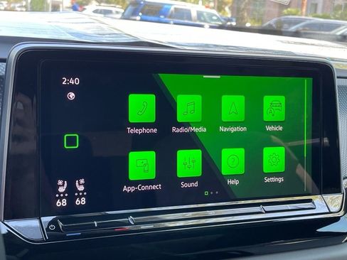 New 2026 Volkswagen Atlas Cross Sport SEL Premium R-Line image 8