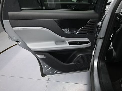 Used 2022 Lincoln Corsair Reserve w/ Elements Package FWD image 27