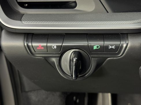 Used 2022 Porsche 911 Carrera S w/ Sport Package image 18