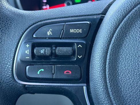 Used 2018 Kia Optima LX image 23