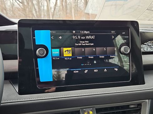 New 2026 Volkswagen Taos SE AWD/4WD image 15