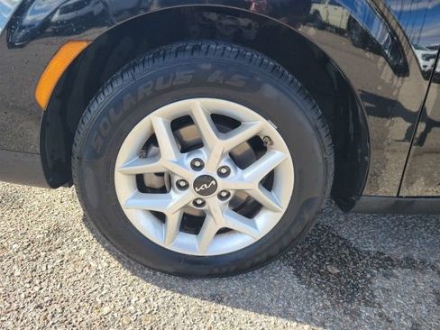 Used 2024 Kia Soul LX w/ Option Group 015 image 24