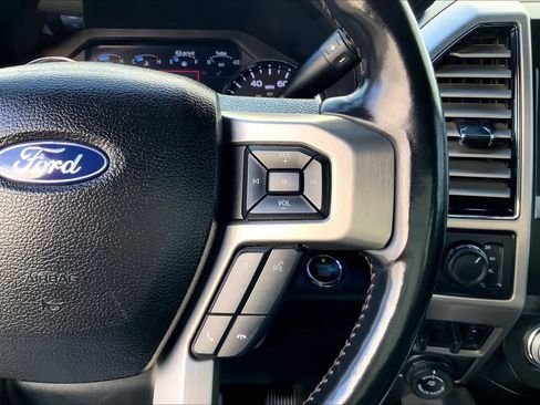 Used 2020 Ford F250 Platinum w/ FX4 Off-Road Package image 25