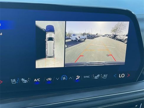 Used 2025 Chevrolet Suburban Premier image 14