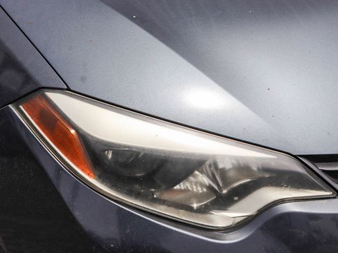 Used 2015 Toyota Corolla LE FWD image 6