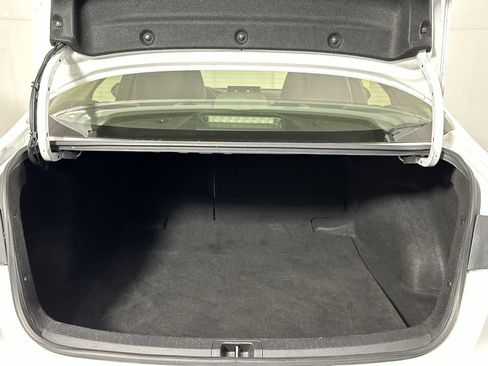 Used 2020 Toyota Corolla L image 28