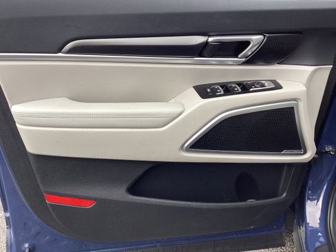 Used 2023 Kia Telluride S w/ S Sunroof Package image 16