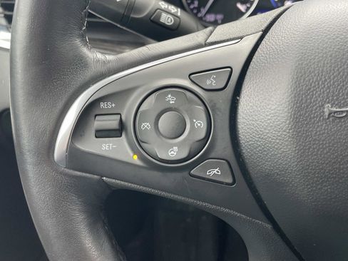 Used 2020 Buick Enclave Avenir w/ Avenir Technology Package image 28