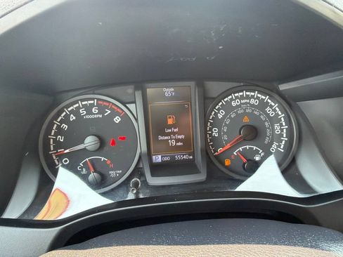 Used 2021 Toyota Tacoma SR AWD/4WD image 27