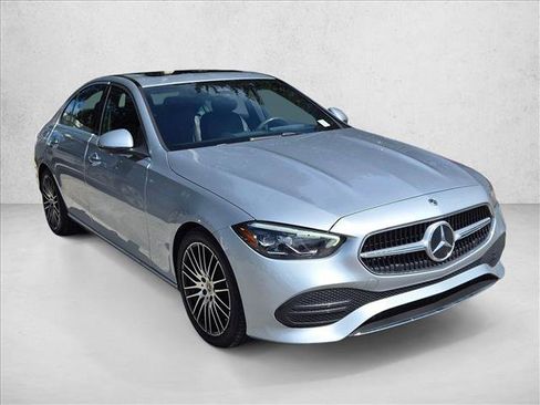 Used 2022 Mercedes-Benz C 300 4MATIC Sedan image 3