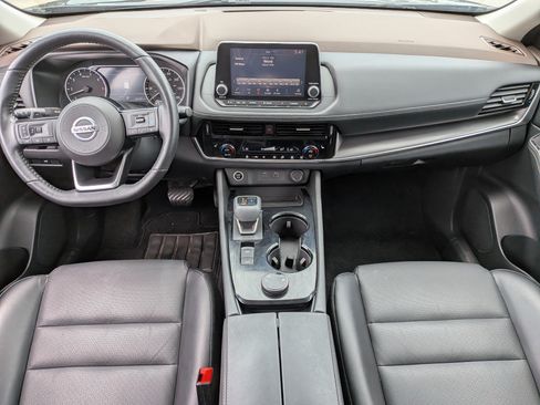 Used 2021 Nissan Rogue SV w/ Premium Package AWD/4WD image 14