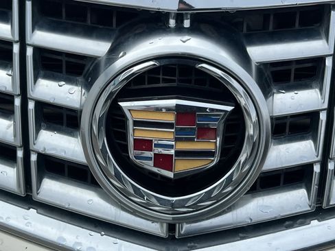 Used 2015 Cadillac SRX Luxury w/ Trailering Package image 10