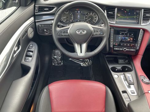 Certified 2025 INFINITI QX50 Sport image 11