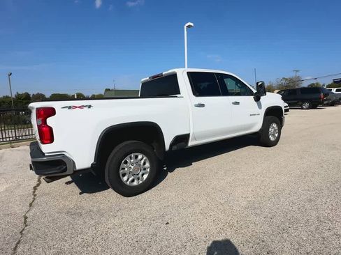 Used 2022 Chevrolet Silverado 3500 LTZ w/ Snow Plow Prep/Camper Package image 8