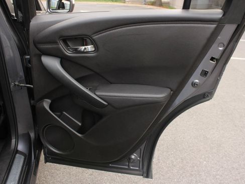 Used 2018 Acura RDX AWD image 25