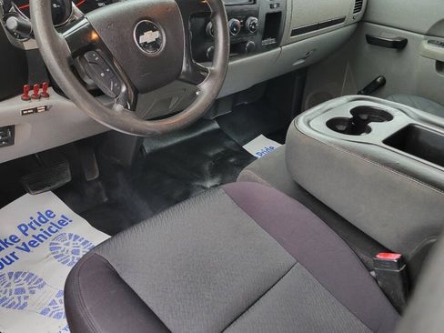 Used 2013 Chevrolet Silverado 3500 W/T AWD/4WD image 6