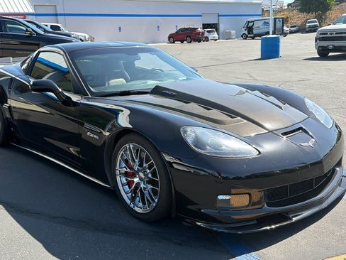 Used 2008 Chevrolet Corvette Z06 w/ Preferred Equipment Group RWD image 3