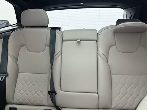 New 2026 Volvo XC60 B5 Core image 28