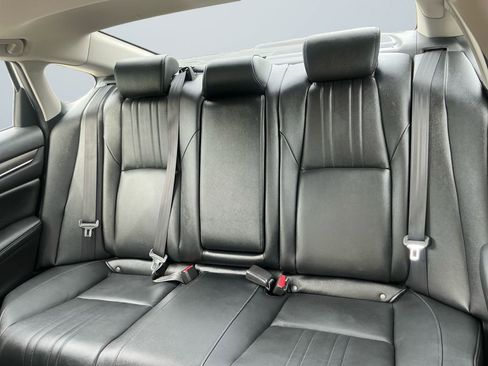 Used 2019 Honda Accord Touring image 14