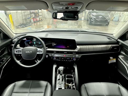 New 2025 Kia Telluride EX image 13