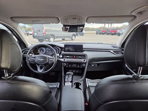 Used 2025 Genesis G70 2.5T image 20