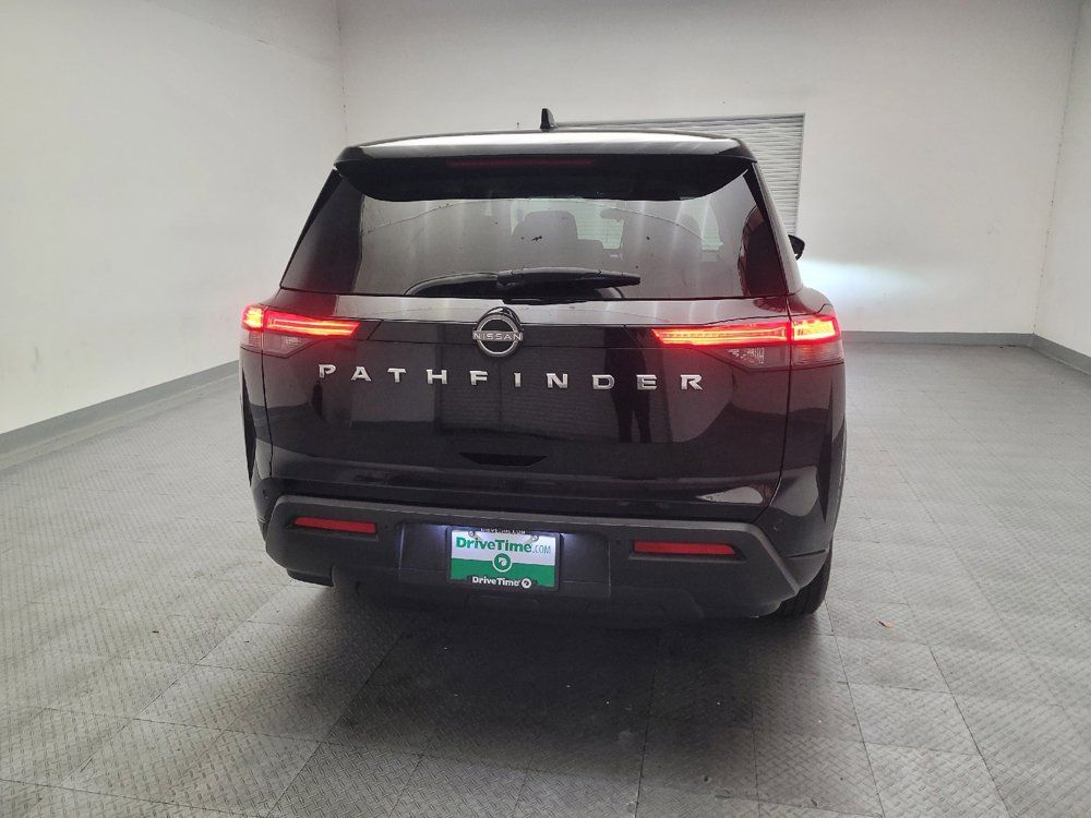 Used 2022 Nissan Pathfinder S FWD image 7