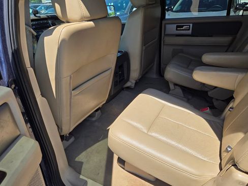 Used 2013 Ford Expedition XLT RWD image 11
