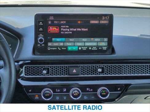 Used 2024 Honda Civic Touring image 17