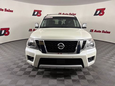 Used 2018 Nissan Armada Platinum w/ Interior Lighting Package RWD image 9