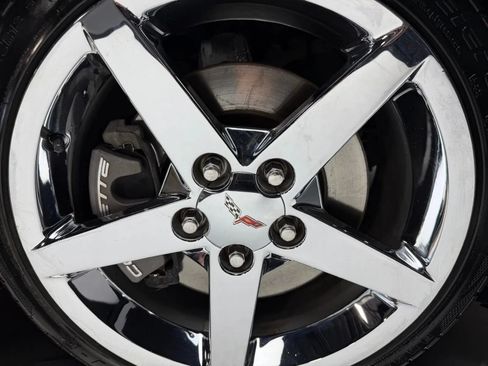 Used 2008 Chevrolet Corvette Coupe w/ Preferred Equipment Group RWD image 8