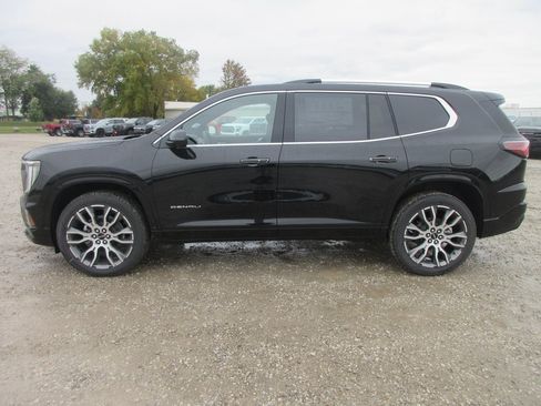 New 2026 GMC Acadia Denali Ultimate image 9