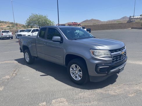 Used 2021 Chevrolet Colorado LT w/ Fleet Safety Package RWD image 5