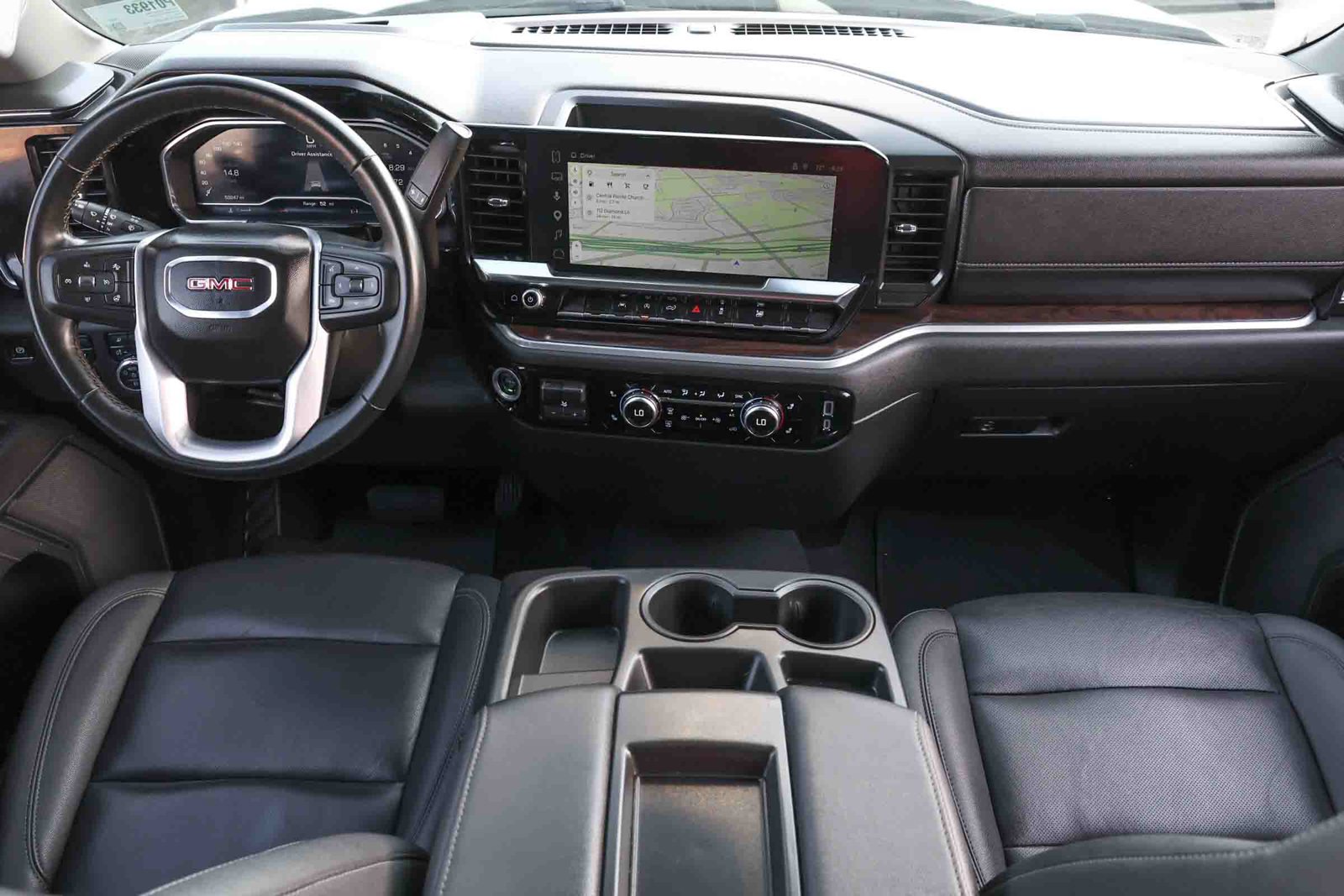 Used 2025 GMC Sierra 1500 SLT AWD/4WD image 2